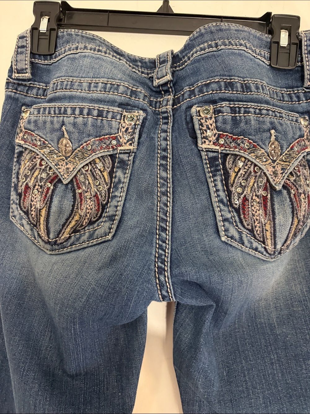 Miss Me Blue Faded Skinny Jeans with Contrast Stitching EUC - Picture 4 of 4